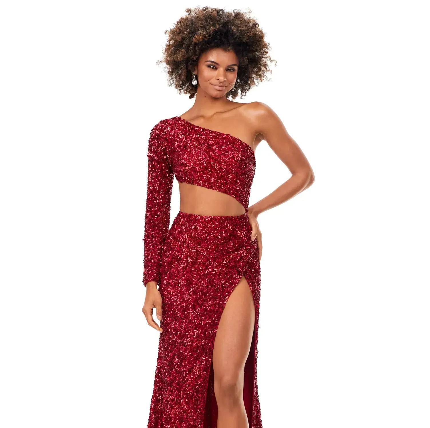 Perfect Red Prom Dresses Inspired by Valentine&#39;s Day Image